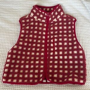 Midnight lunch fleece vest